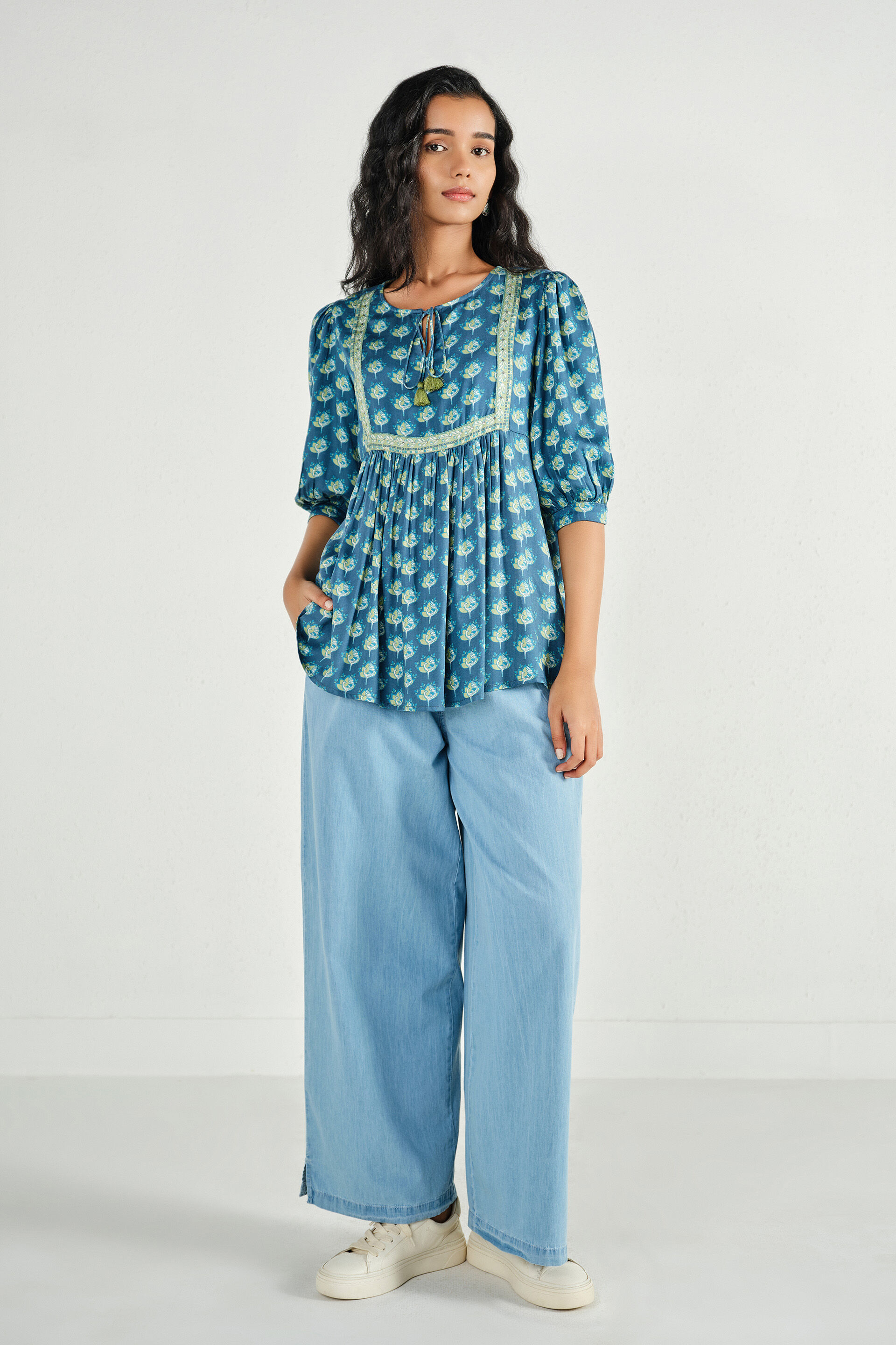 Dancing Peacock Top, Blue, image 4